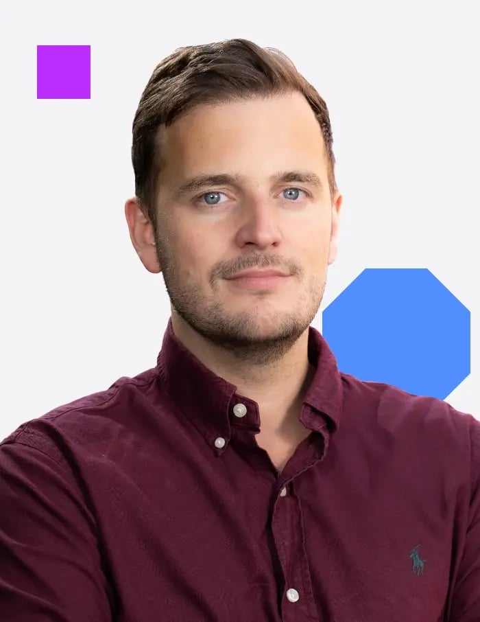 tom-platt-on-hover